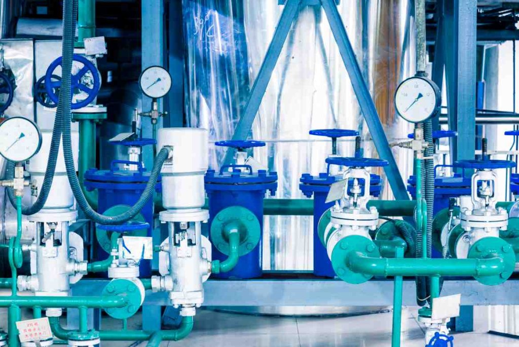 steel pipelines cables plant